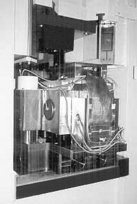 サーボモータ駆動スクリュープレス